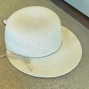 New Nine West women’s sun hat